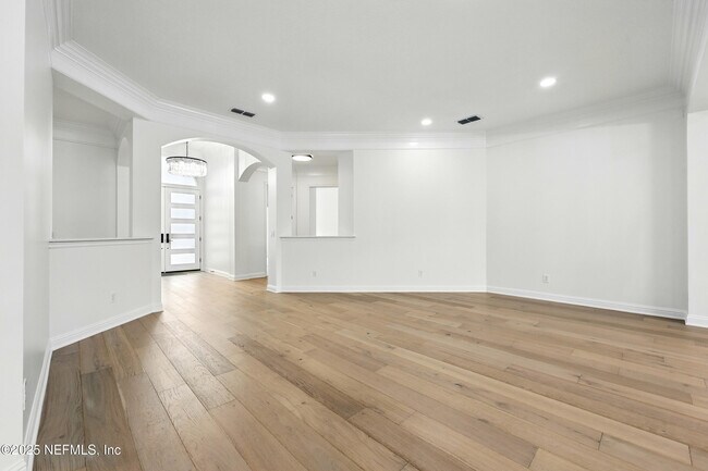 Building Photo - 13600 Emerald Cove Ct