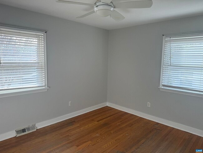 Building Photo - 1244 Holmes Ave