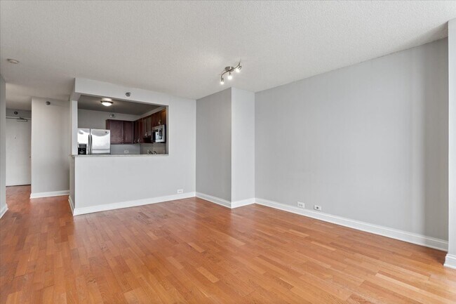 Building Photo - 474 N Lake Shore Dr