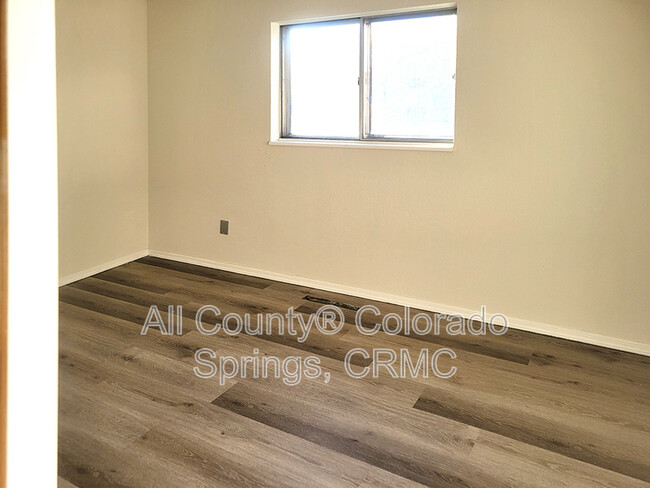 Building Photo - 1237 Chiricahua Dr