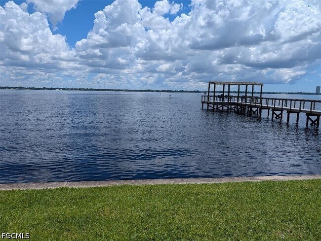 Building Photo - 15493 Admiralty Cir