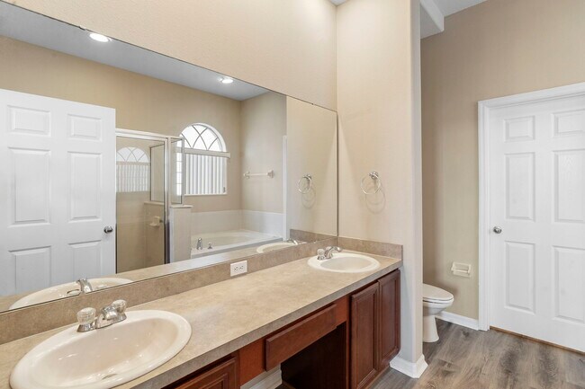 Building Photo - 2731 Sand Arbor Cir