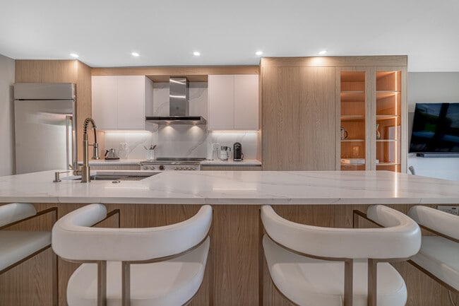 Building Photo - 3474 S Ocean Blvd