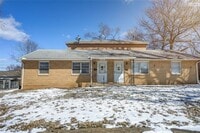 Building Photo - 10516-10516 E 10th St S