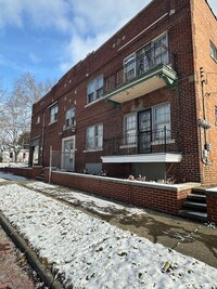 Building Photo - 8602 Bancroft Ave