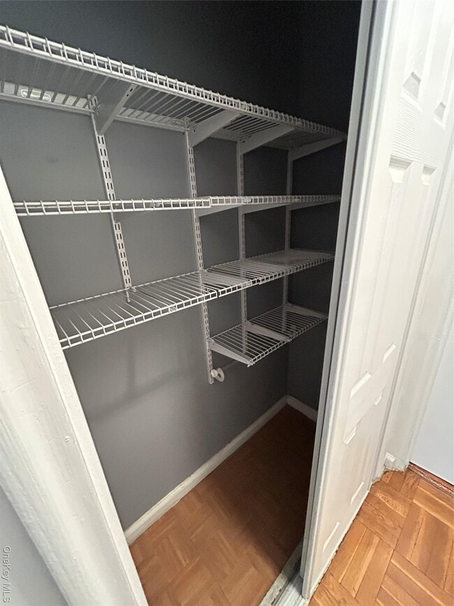 Building Photo - 210 Pelham Rd