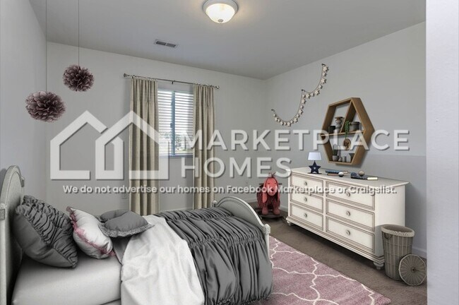 Building Photo - 4722 Torrington Dr SE