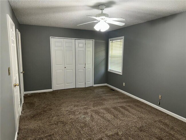 Building Photo - 6042 WinterGreen Rd NW