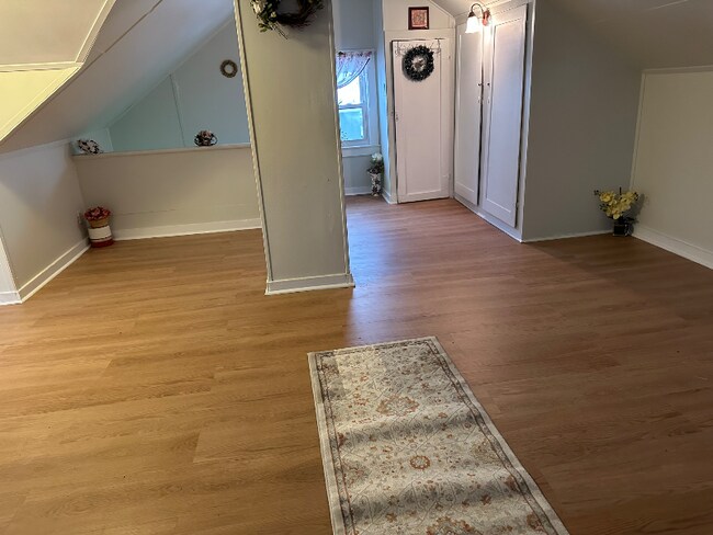 Building Photo - 269 N 1st Ave