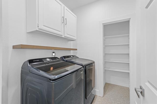 Building Photo - 8405 Greenspoint Dr
