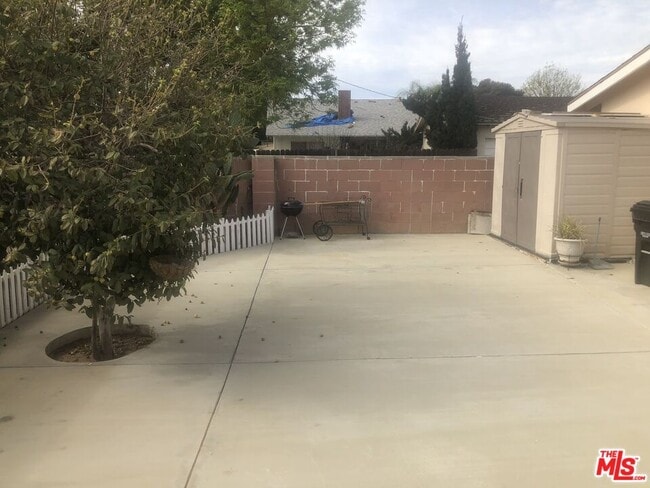 Building Photo - 8159 Aldea Ave