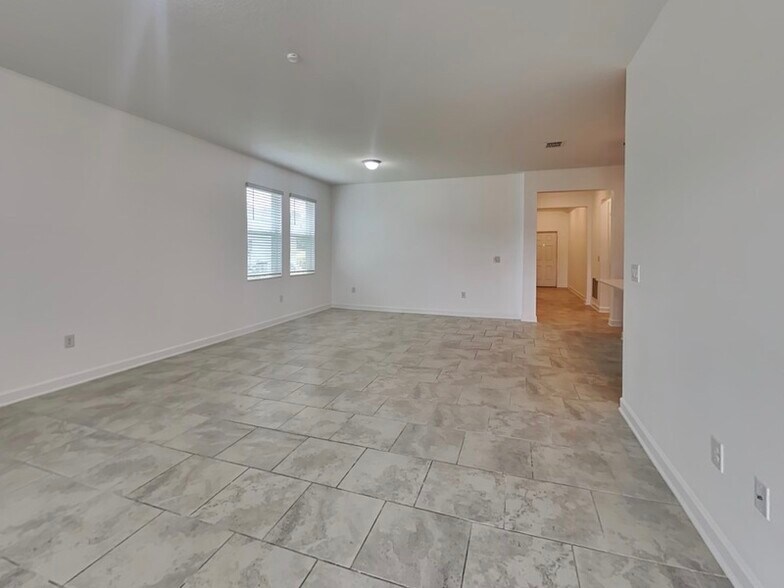 Building Photo - 1609 Sourwood Dr