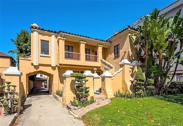 Building Photo - 223 S Gale Dr