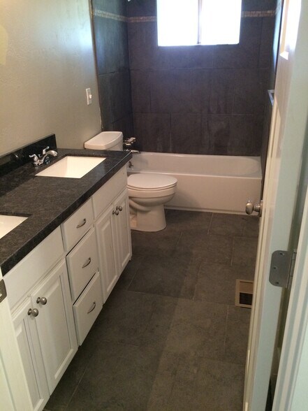 Building Photo - 245 W 500 N