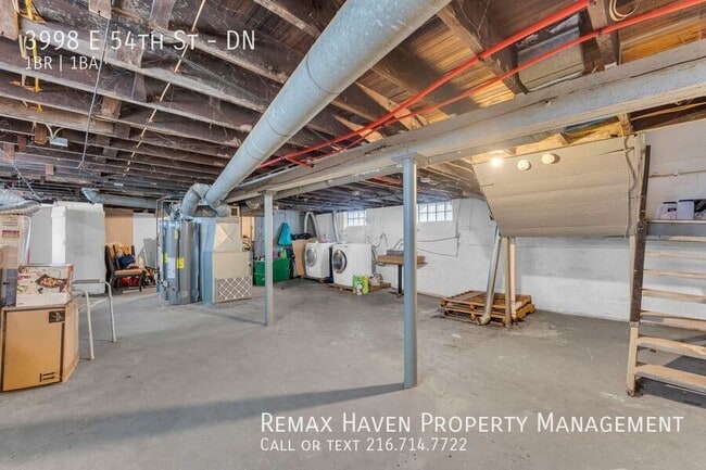 Building Photo - 3998 E 54th St