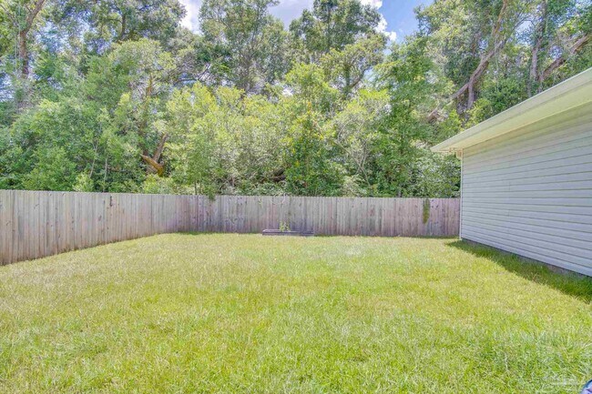 Building Photo - 161 Calvert Oaks Dr