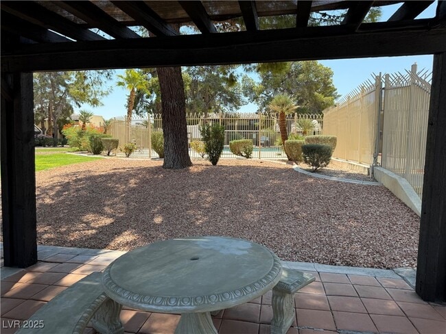 Building Photo - 3249 Liahona Way