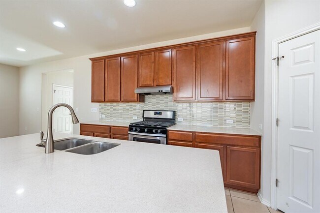 Building Photo - 1918 Tasmanian Tiger Trace