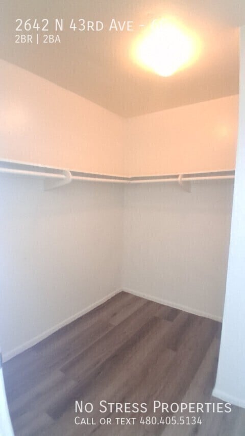 Building Photo - 2642 N 43rd Ave