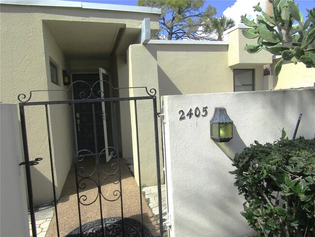 Building Photo - 2405 Crispin Ct