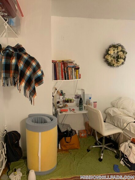 Building Photo - 28 S Huntington Ave