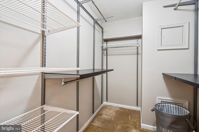 Building Photo - 3549 Huntley Manor Ln