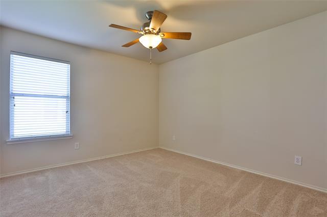 Building Photo - 809 Robbin Cir