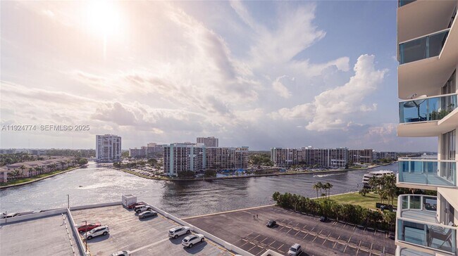 Building Photo - 3800 S Ocean Dr