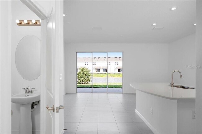 Building Photo - 5756 Haven Ter