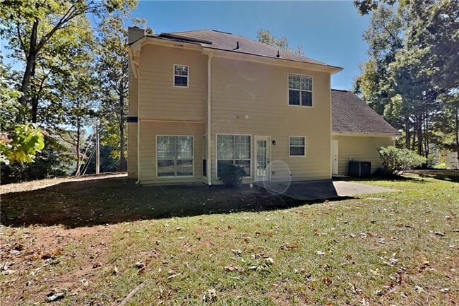 Building Photo - 5855 Shadewater Dr