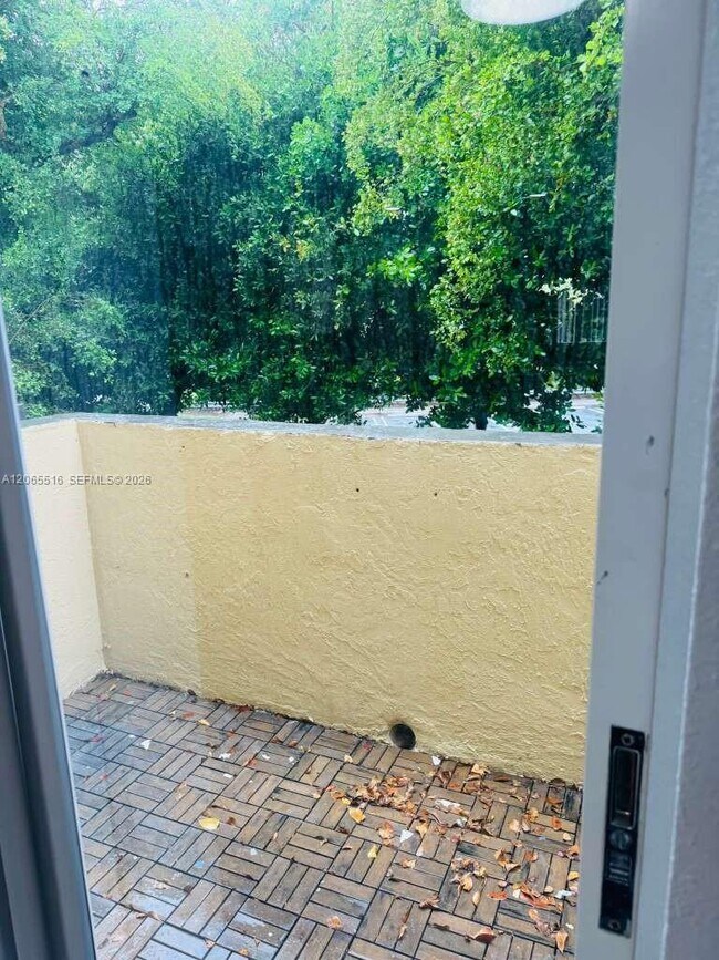 Building Photo - 8270 SW 149th Ct