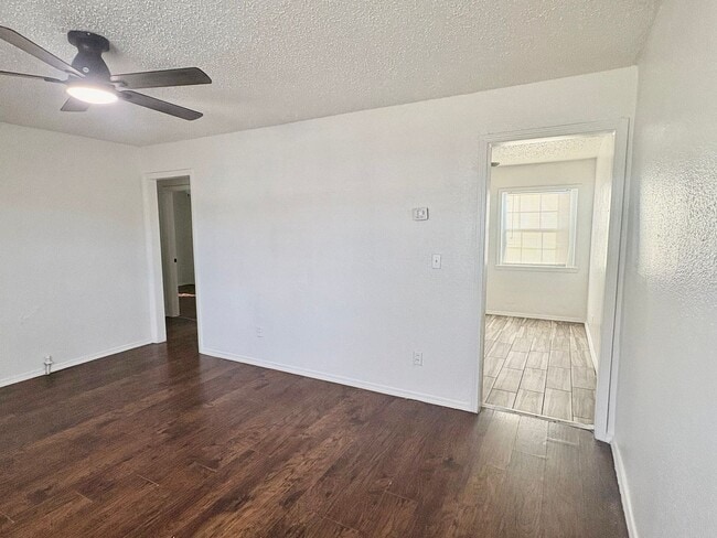 Building Photo - RENT PROMO!!Three bedroom home in S.W. OKC