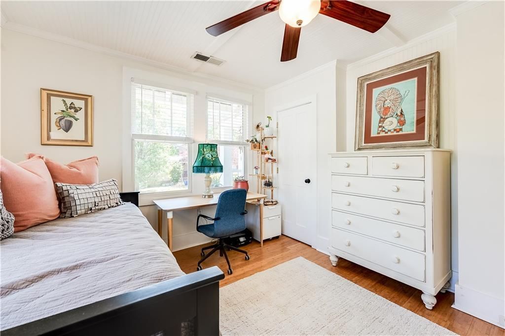 Building Photo - 45 Mortimer St SE