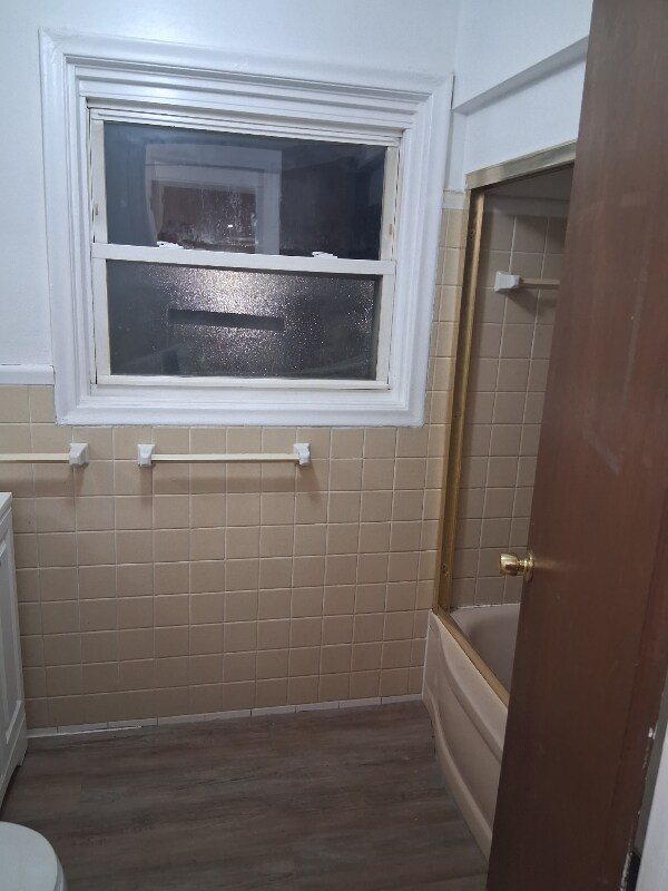 Building Photo - 16624 Tracey St