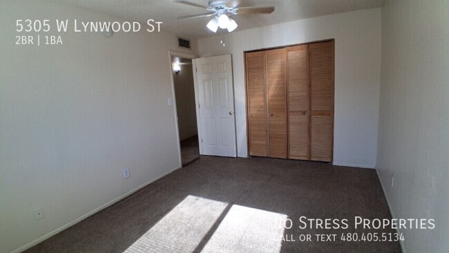 Building Photo - 5305 W Lynwood St