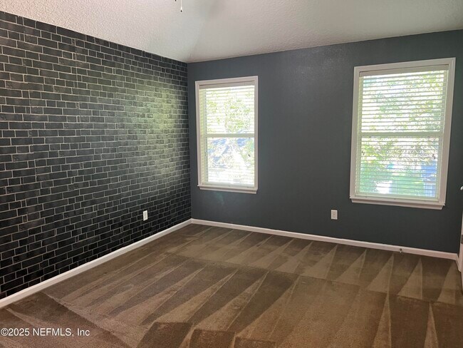 Building Photo - 12286 Black Walnut Ct