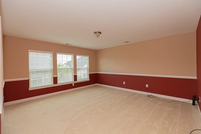 Building Photo - 1749 Paddington St