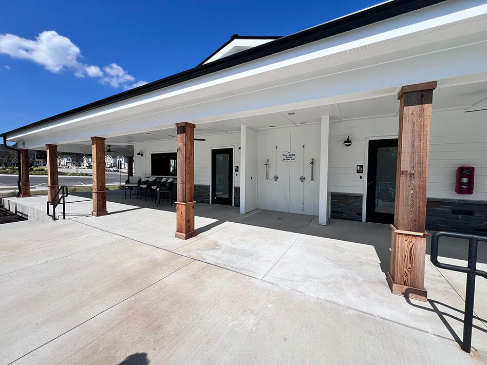 Building Photo - 163 Siebold St