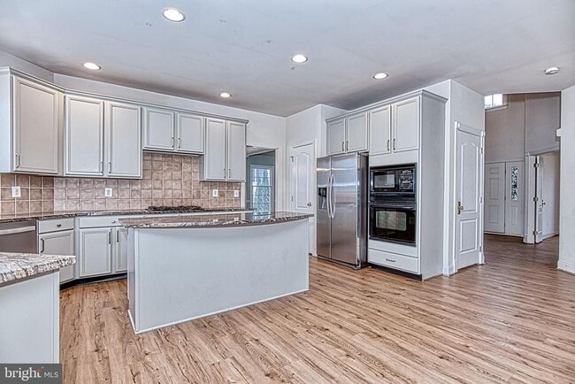 Building Photo - 5004 Warwick Hills Ct