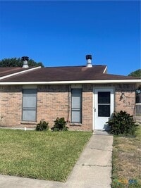 Building Photo - 201 Versailles St