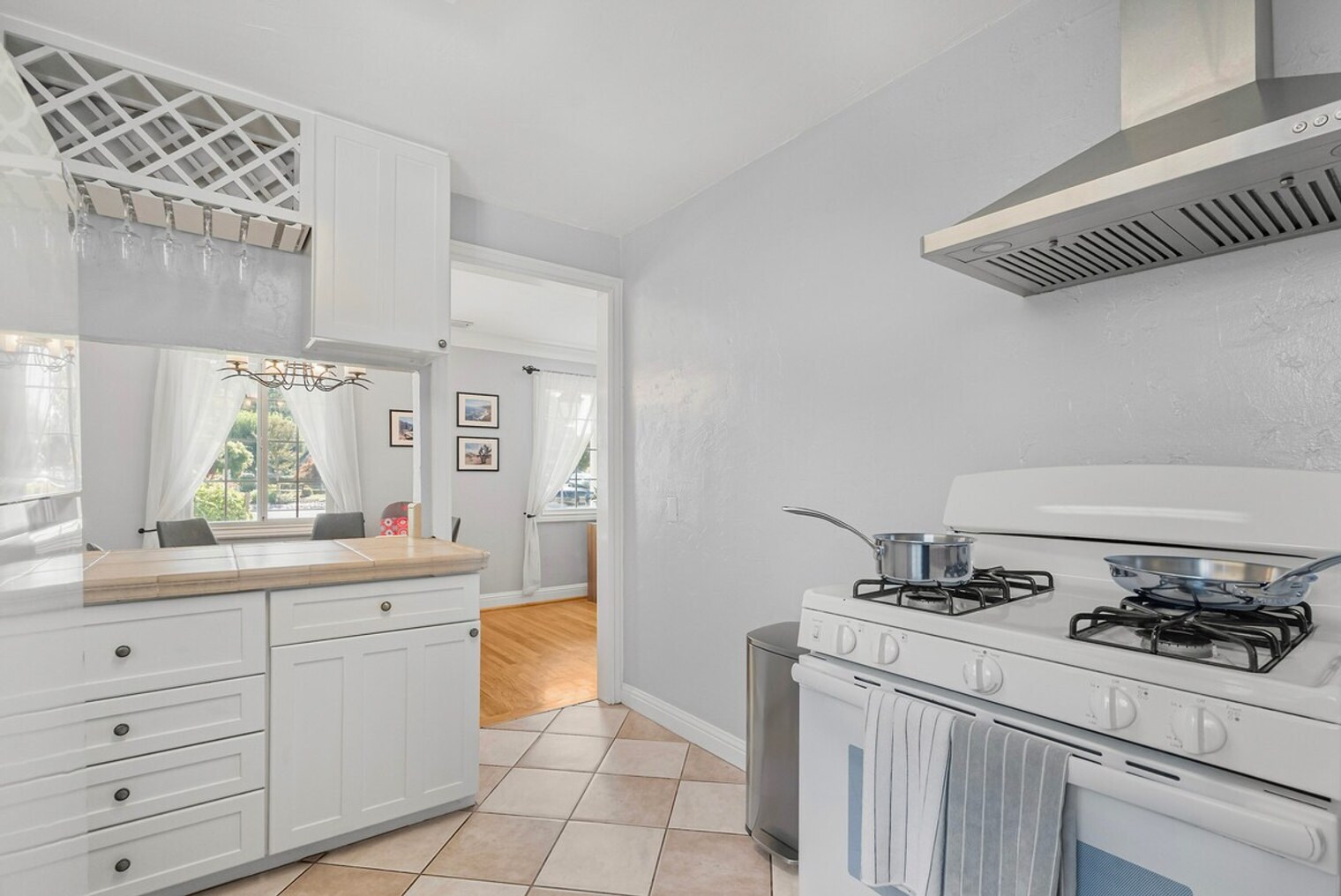 Building Photo - 2391 Shibley Ave