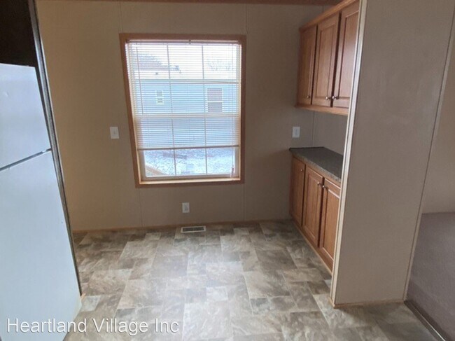 Building Photo - 3 br, 2 bath House - 213 A St