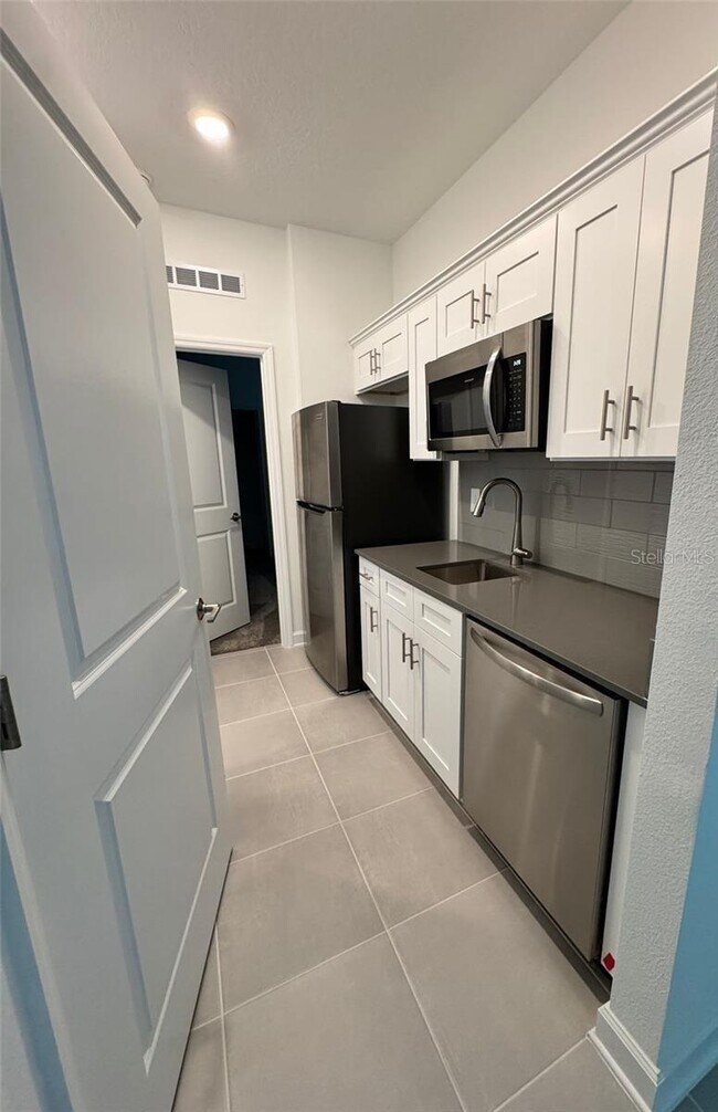 Building Photo - 1877 Blissful Dr