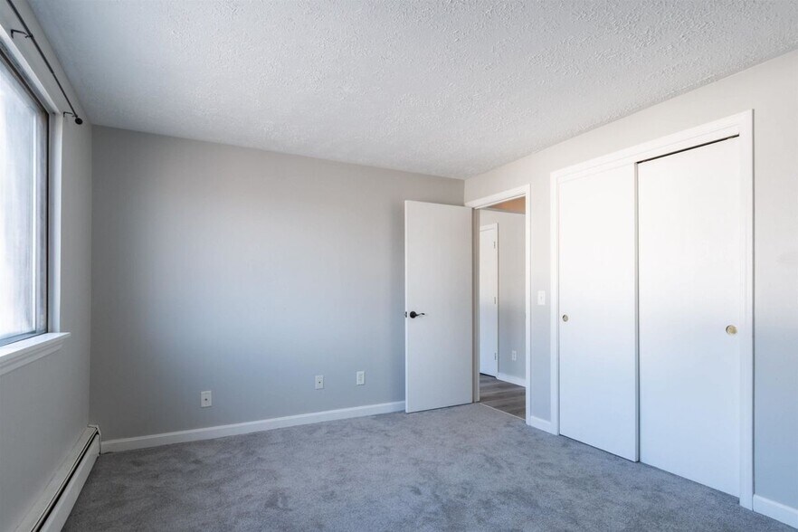 Building Photo - 535 Calef, #17