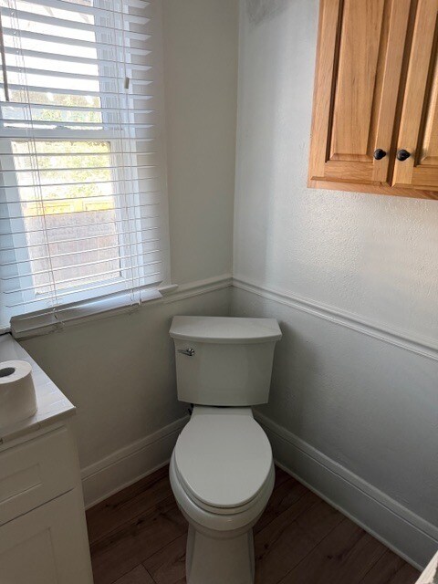 Building Photo - Stockton 2 Bedroom 1 Bathroom Home.