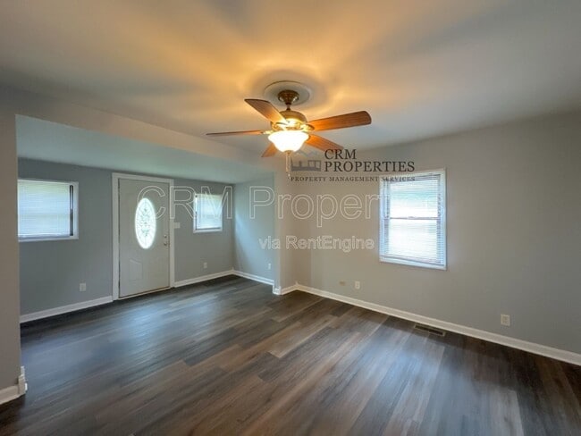 Building Photo - 1230 S Jay St