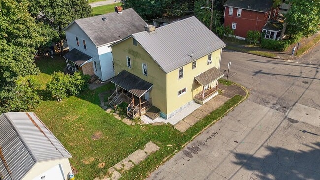 Building Photo - 120 15th St