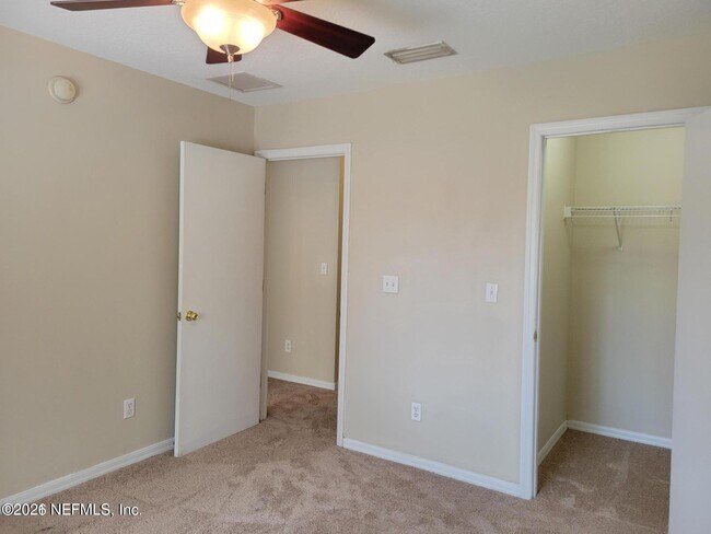 Building Photo - 545 Dry Branch Way
