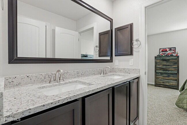 Building Photo - 11150 Blazing Star Pl