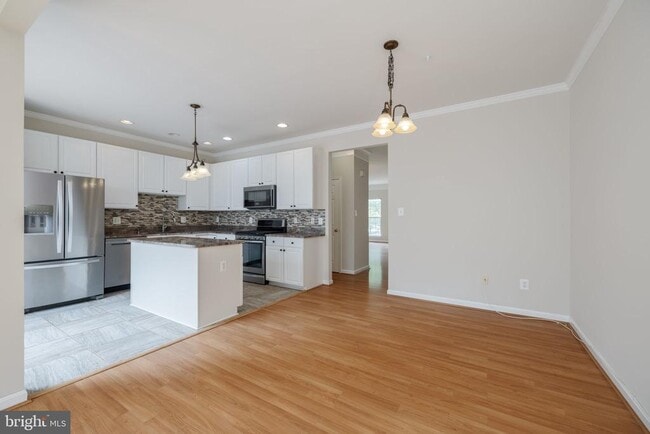 Building Photo - 5319 Waldo Dr